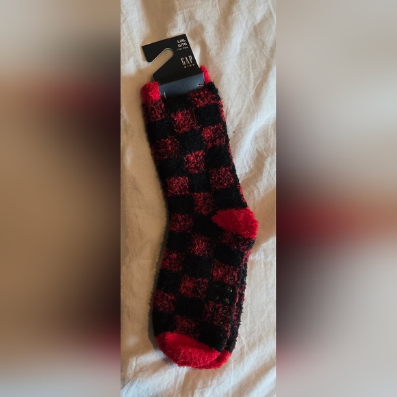 NWT - 3 Pairs Old Navy Winter Coloured Non-Skid/Gripper Socks/Slippers; Size: XL - Picture 2 of 13